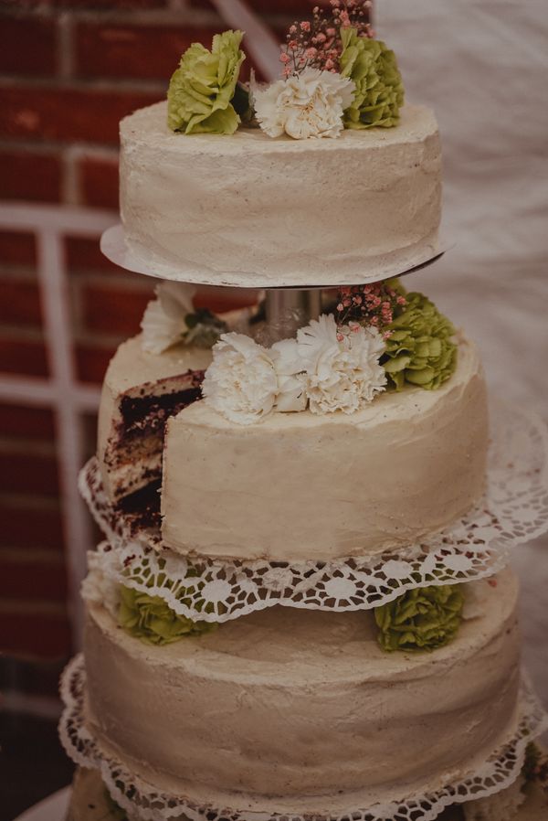 Wedding Cake with Lemon and Blueberry Mousse